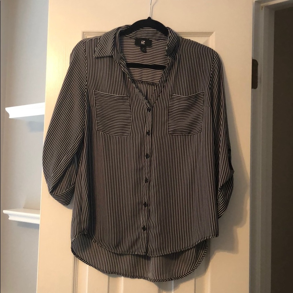 Blouse black and white stripes